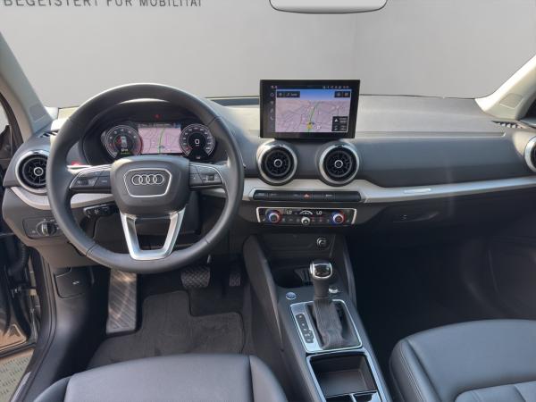 Audi Q2 S-Line 40TFSI Quat. Navi AHK Rückfahrkamera