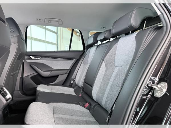 Skoda Octavia Combi Tour 2.0 TDI ACC/AHK/Kamera/LED