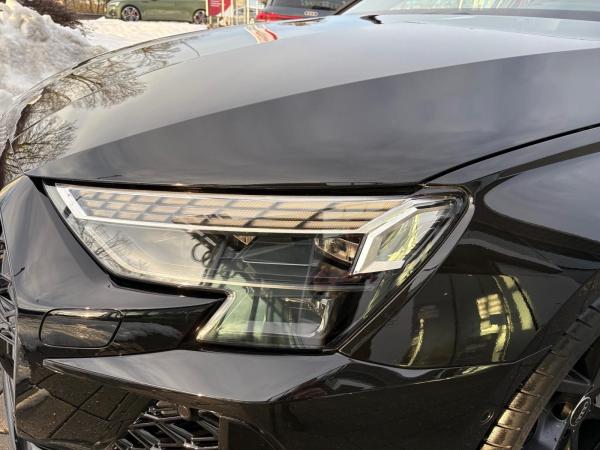 Audi RS3 Sportback S tronic 5J-GARANTIE,RS-SPORTABGASANLAGE,NAVI,MATRIX,KAMERA,KLIMA,PDC,GRA