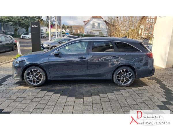 Kia Ceed SW 1.5T Automatik Ultimate Edition mit Style-Paket *Sofort Verfügbar*