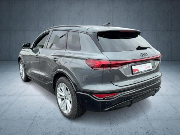 Audi Q6 e-tron Q6 SUV e-tron e-tron Luft HUD 21 PANO AHK