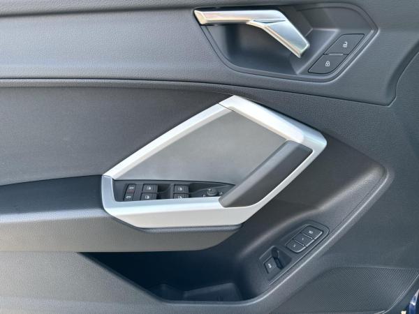 Audi Q3 SUV advanced 35 TFSI S tronic LED FLA ACC
