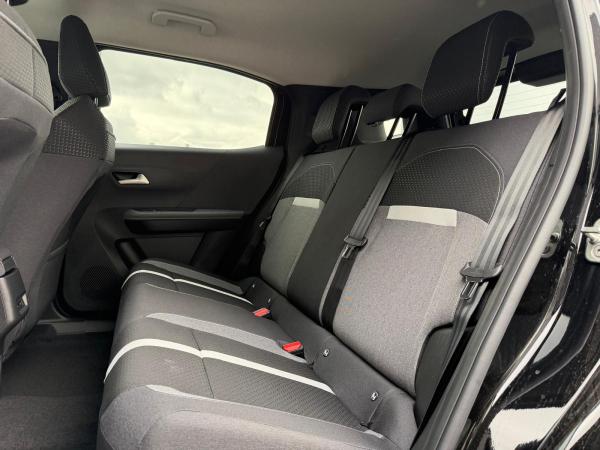 Opel Frontera GS Elektro, 83 kW (113 PS), 43 kWh