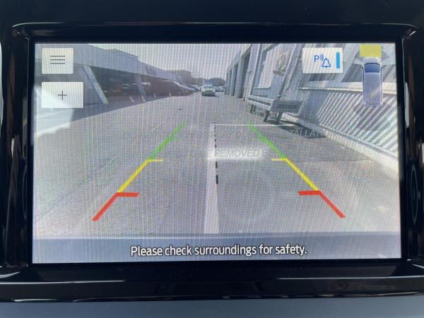 Ford Tourneo Courier Active 125 PS Automatik * Sofort Verfügbar*