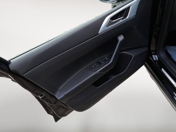 Volkswagen Taigo 1.0 TSI Goal ACC LED DynLicht PDC SHZ