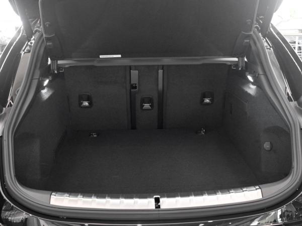 Porsche Taycan Sport Turismo Black Edition