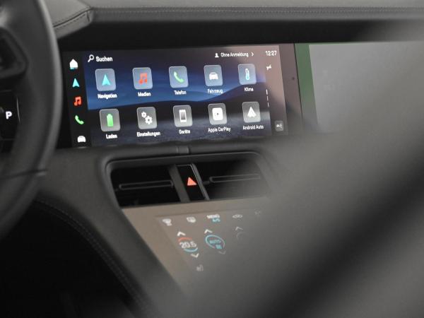 Porsche Taycan Sport Turismo Black Edition