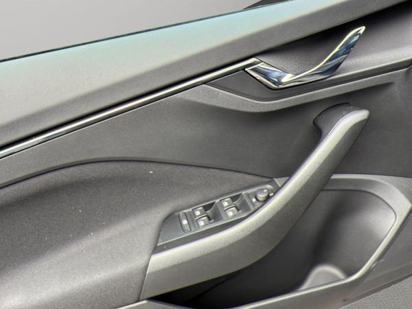 Skoda Scala 1.0 TSI 70kW Essence / AHK / Smart Link