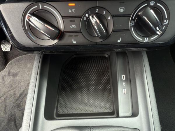 Skoda Scala 1.0 TSI 70kW Essence / AHK / Smart Link