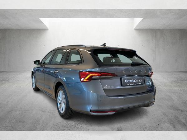 Skoda Octavia Combi 1.5 TSI ESSENCE SOFORT VERFÜGBAR