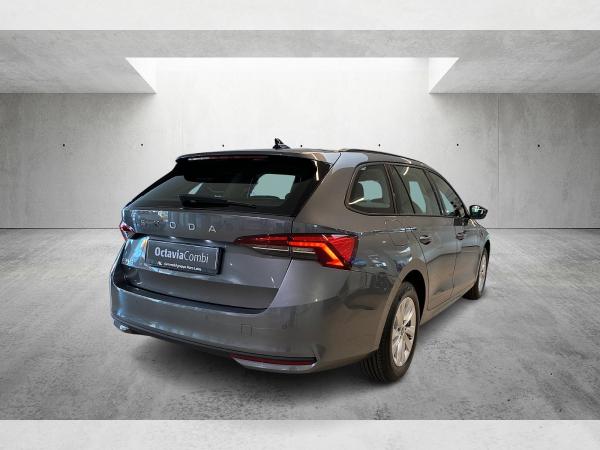 Skoda Octavia Combi 1.5 TSI ESSENCE SOFORT VERFÜGBAR