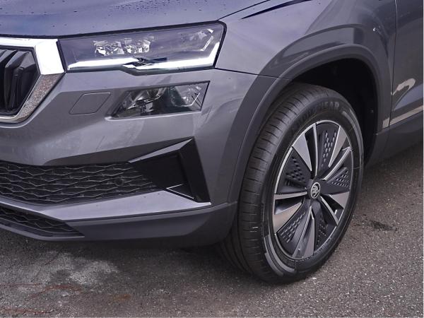 Skoda Karoq Selection 2,0l TDI DSG *RFK SHZ AHK NAVI*