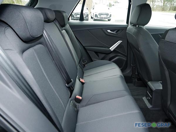 Audi Q2 35 TFSI advanced LED PDC hi. Sitzh.