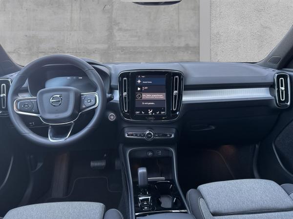 Volvo XC40 B3 Mild-Hybrid Benzin Black Edition Plus