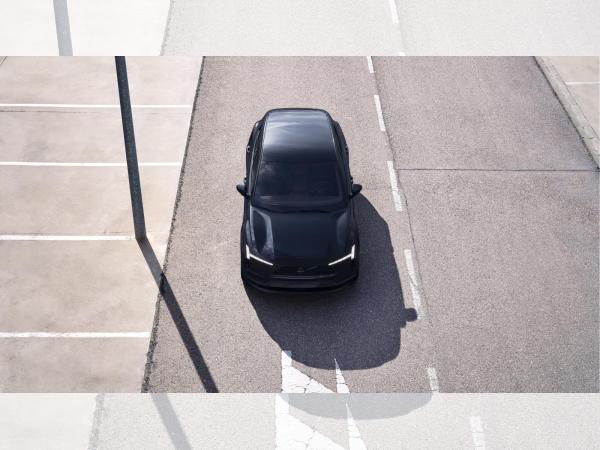 Volvo EX30 Single Motor Extended Range Black Edition Plus