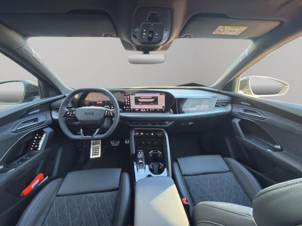 Audi Q5 SUV TDI quattro S line Matrix LED Pano HuD Audi Q5 SUV TDI quattro S line Matrix LED Pano HuD