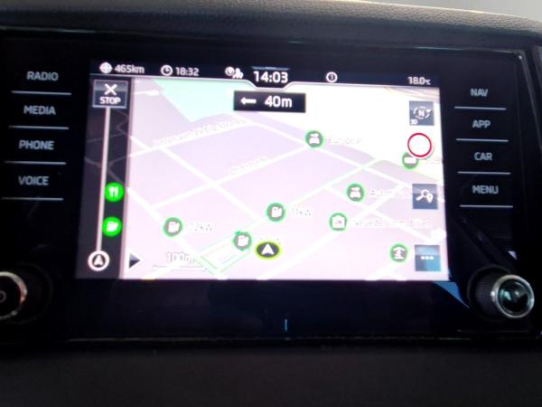 Skoda Karoq 1.5 TSI Selection Tour DSG *AHK*R-Kamera*