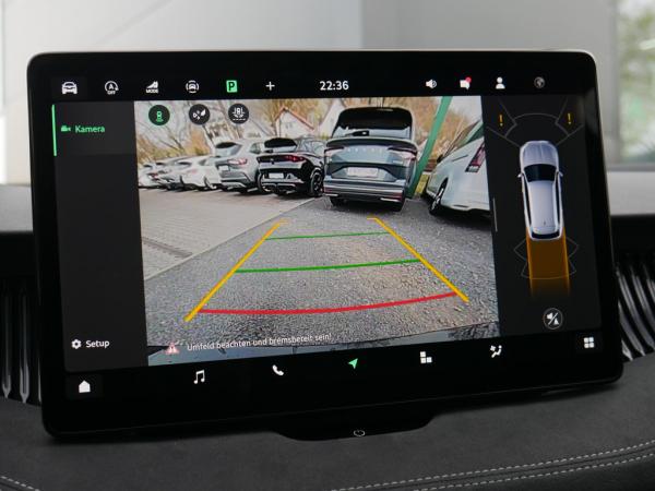 Skoda Superb Combi 2.0 TSI DSG Sportline ACC PANO AHK *846*