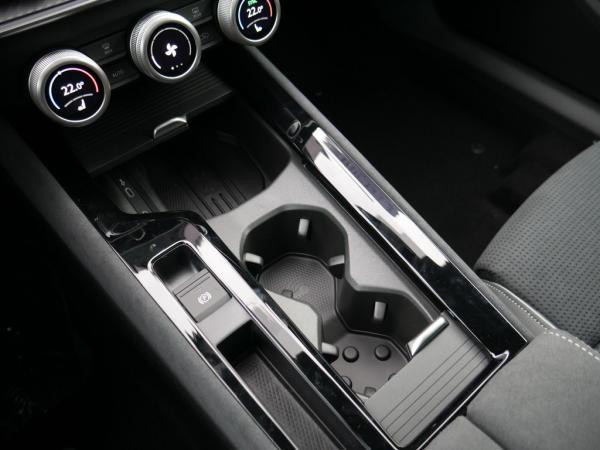 Skoda Superb Combi 1.5 TSI i.V. Hybrid Sportline AHK LED *997*