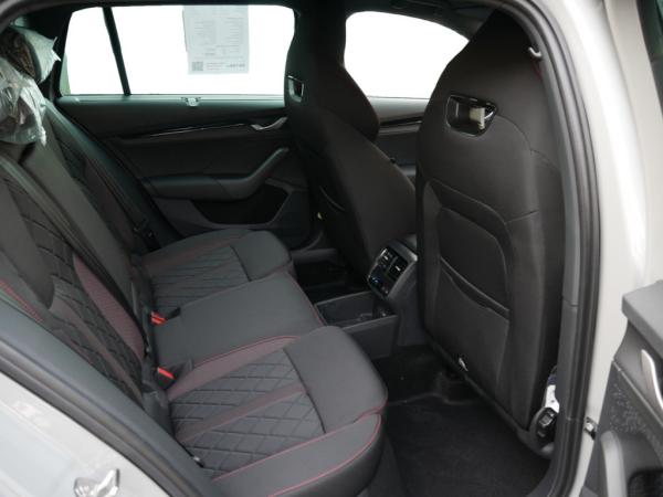 Skoda Octavia Combi 2.0 TSI DSG RS MATRIX AHK PDC *826*