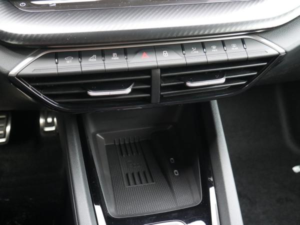 Skoda Octavia Combi 2.0 TSI DSG RS MATRIX AHK PDC *826*