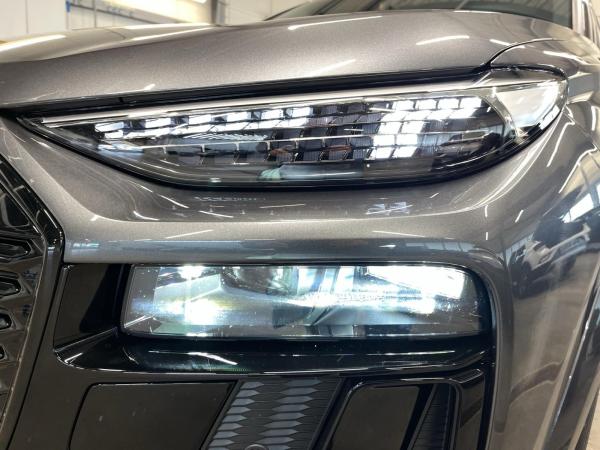 Audi e-tron Q6 SUV S line businessperformance