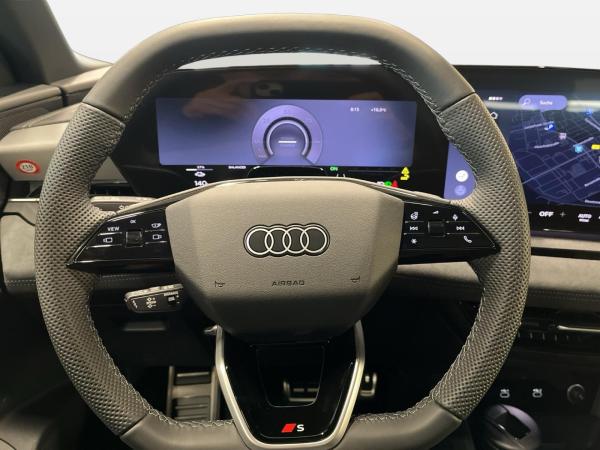 Audi e-tron Q6 SUV S line businessperformance