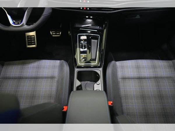 Volkswagen Golf VIII GTE 1.5 TSI / SOFORT VERFÜGBAR !