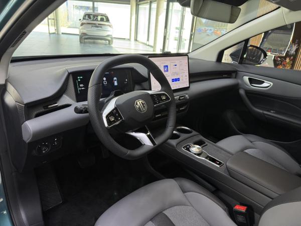 MG MG4 Premium*64kW*452km*LED*Navi*Förderfähig!