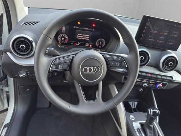 Audi Q2 advanced 35 TFSI *Rückfahrkamera *Smartphone Interface