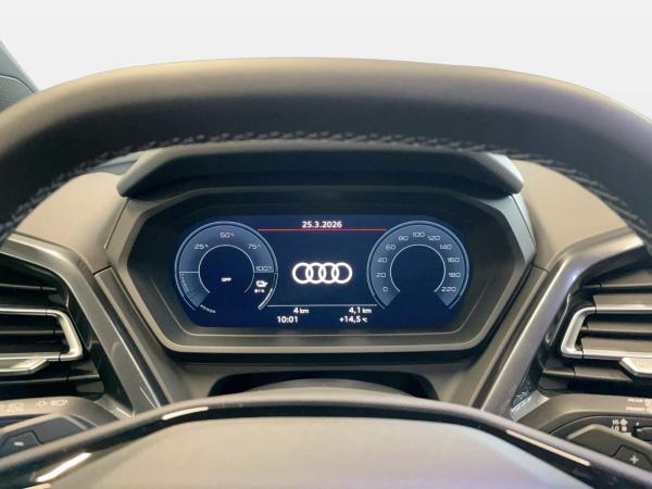 Audi Q4 e-tron Q4 45 e-tron ACC AHK AUT Fernlichtass. LM