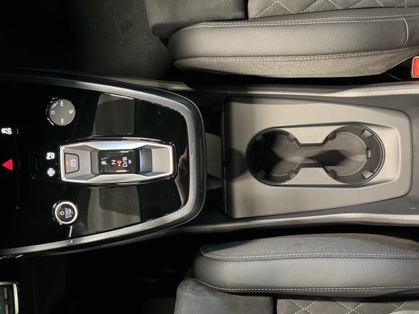 Audi Q4 e-tron Q4 45 e-tron ACC AHK AUT Fernlichtass. LM