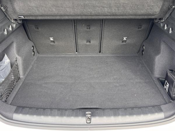 BMW X1 sDrive20i M Sportpaket ab 630? Brutto Leasing HK HiFi DAB LED AHK