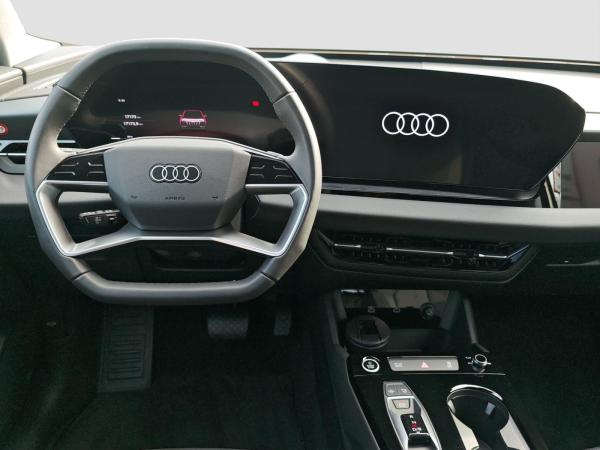 Audi Q6 e-tron performance 5JGar S line Tech pro AHK