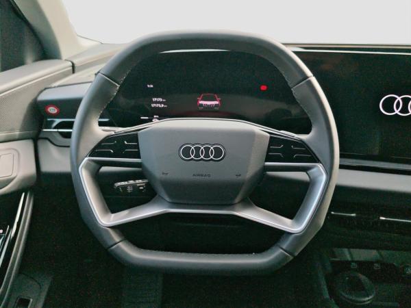 Audi Q6 e-tron performance 5JGar S line Tech pro AHK