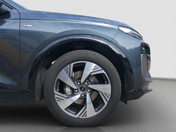 Audi Q6 e-tron performance 5JGar S line Tech pro AHK