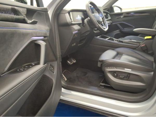 Volkswagen Tayron 1.5 eHybrid R-Line NAVI, AHK, MATRIX, IQ.DRIVE