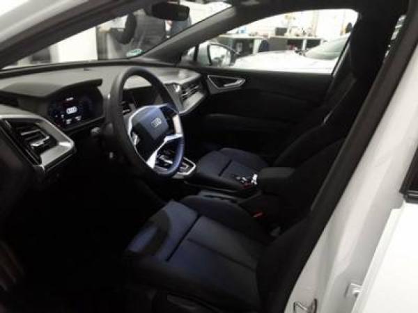 Audi Q4 e-tron Q4 45 e-tron AHK+NAVI+LED+SPORTSITZE+SITZHZG
