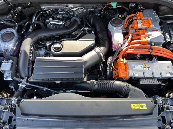 Audi Q3 e-hybrid TECH PLUS Int./ext. S line WKR *SOFORT VERFÜGBAR*