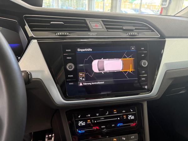 Volkswagen Touran GOAL 1.5 TSI DSG +7-SITZE +AHK +IQ.LIGHT+ACC+VIRTUAL+NAVI+SHZ