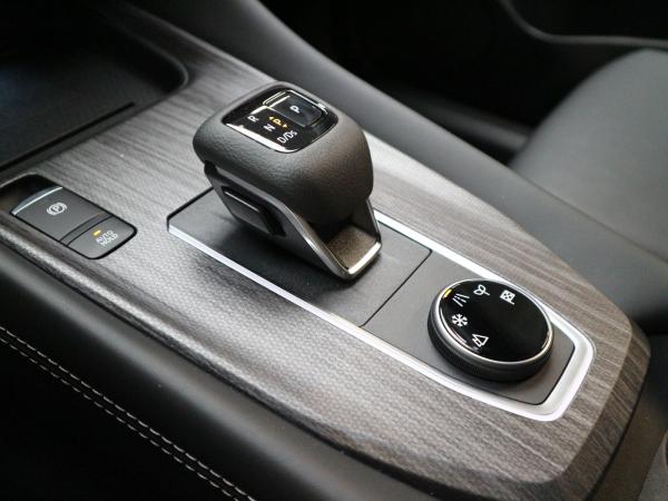 Nissan Qashqai QASHQAI TEKNA 1.3 DIG-T MHEV Xtronic 4x4 ACC+LED