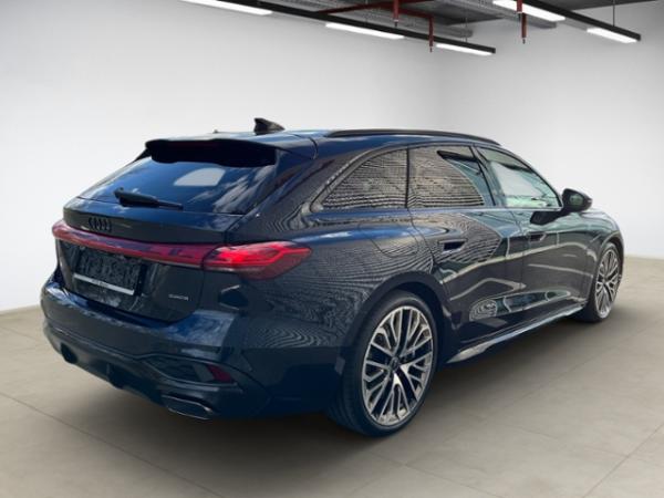 Audi A5 Avant e-hybrid quattro S tronic *Farbn