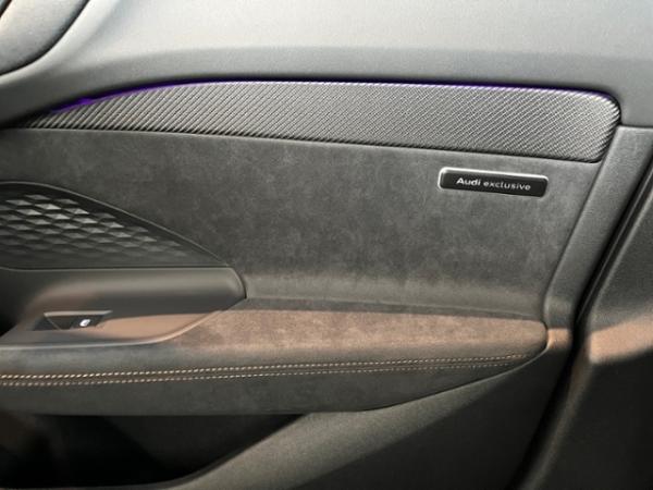 Audi A5 Avant e-hybrid quattro S tronic *Farbn