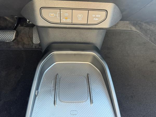 Kia EV4 81 kWh 150 kW Earth Frontantrieb