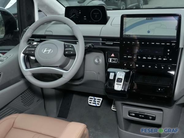 Hyundai STARIA Staria SIGNATURE PANO LEDER LED NAVI CAM 360°