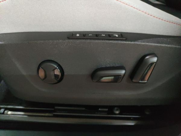 Skoda ENYAQ Enyaq 85 DSG Wärmepumpe AHK LED NAVI ACC