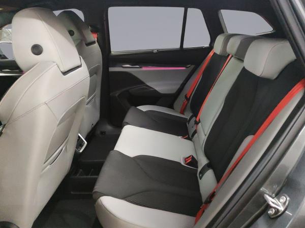 Skoda ENYAQ Enyaq 85 DSG Wärmepumpe AHK LED NAVI ACC