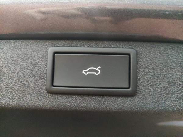 Skoda ENYAQ Enyaq 85 DSG Wärmepumpe AHK LED NAVI ACC