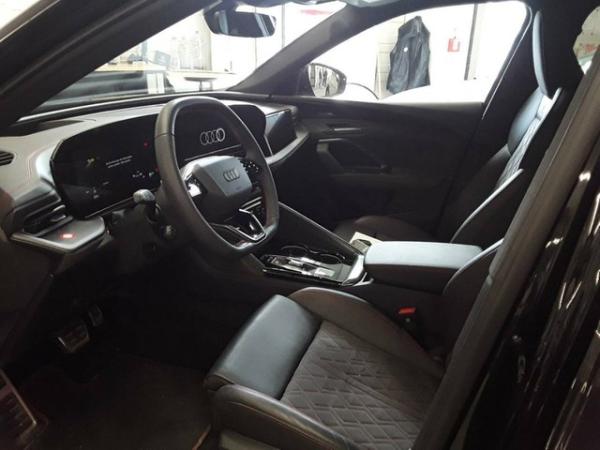 Audi Q5 SUV TFSI S tronic *S line*HUD*360°*