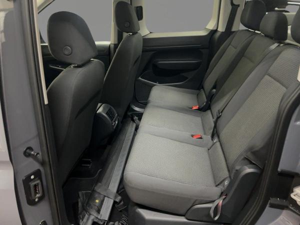 Volkswagen Caddy 1.5 TSI ACC AHK Rückfahrkamera Sitzhzg.
